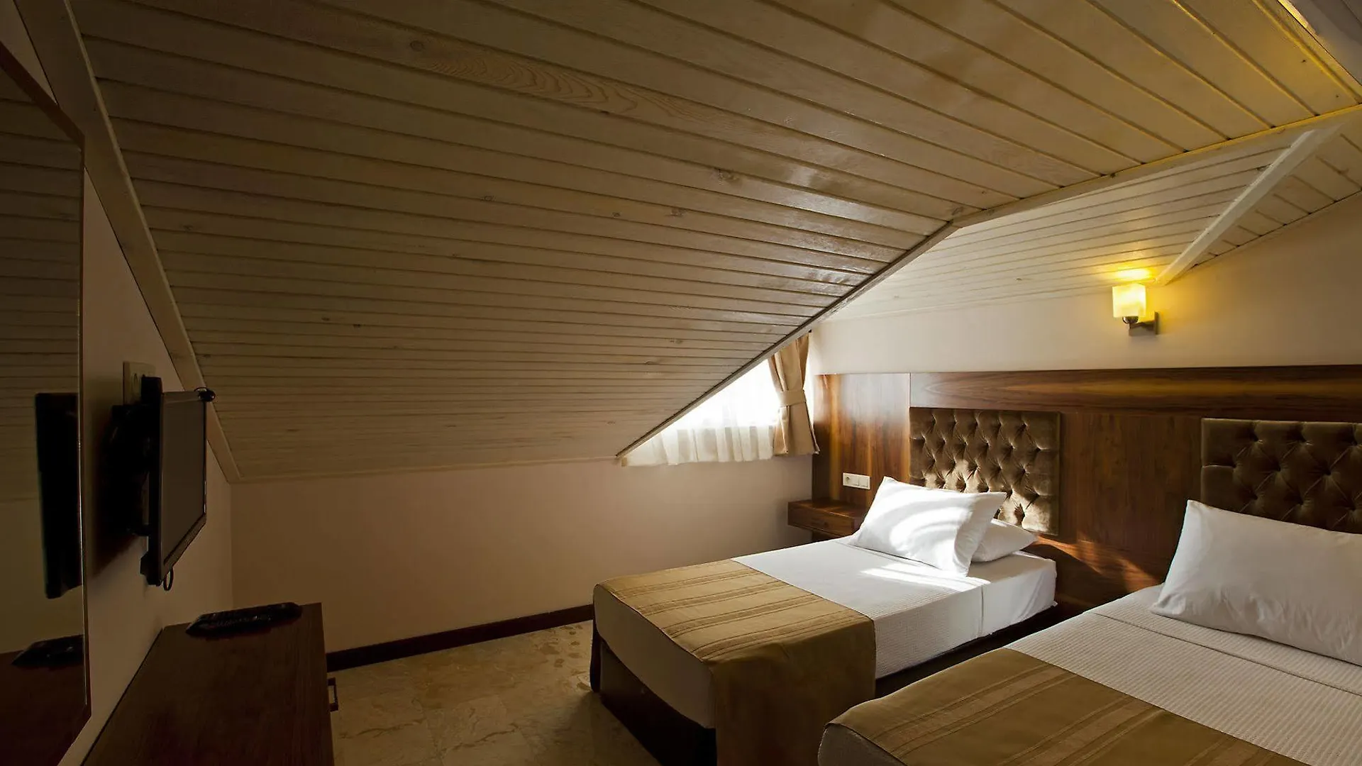 Montana Hotel Dalyan 3*,